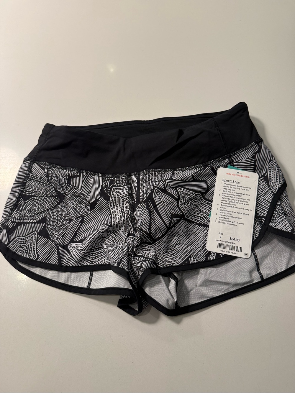 lululemon athletica Black & White Abstract Print Speed up Shorts